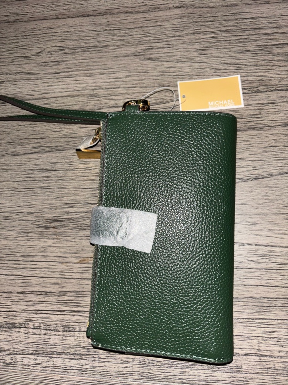 Michael Kors Green Monogram Satchel with Matching Pouch & Cross Bag Charm New - Picture 6 of 13